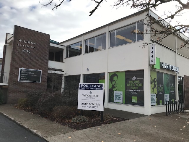 Primary Photo Of 1445 Willamette St, Eugene Medical For Lease