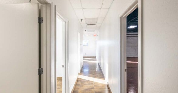 More Photos Of 1000 N Hamilton St, Chandler Warehouse For Lease