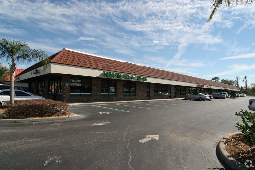 More Photos Of 6950-6980 Aloma Ave, Winter Park Office For Sale