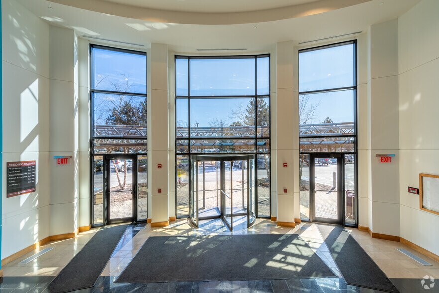 More Photos Of 200 Crossing Blvd, Framingham Office For Lease