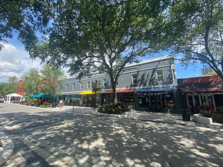 More Photos Of 525 Clematis St, West Palm Beach Office For Lease