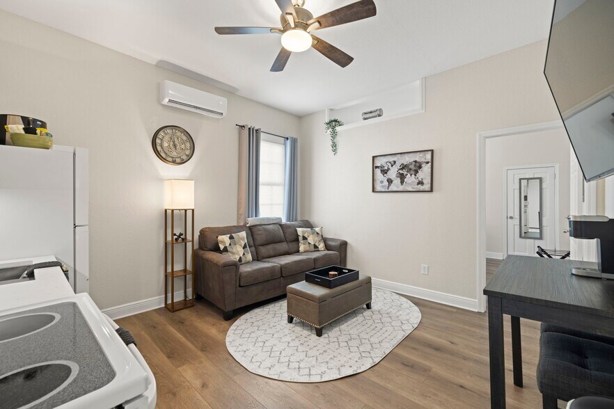 More Photos Of 2526 W Union St, Tampa Multifamily For Sale