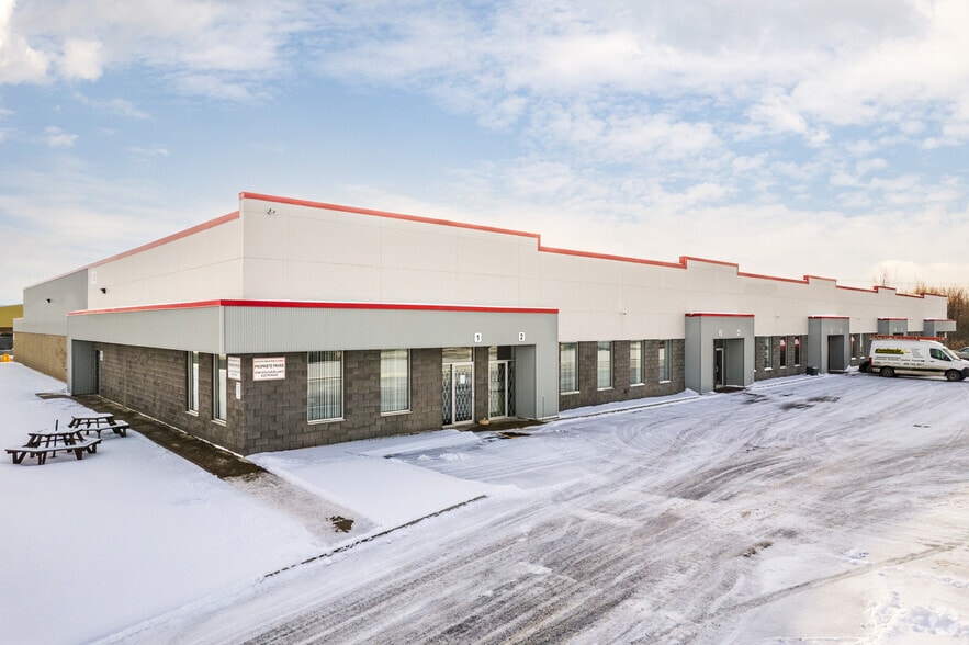 Primary Photo Of 1620 Rue Louis-Blériot, Boucherville Warehouse For Lease