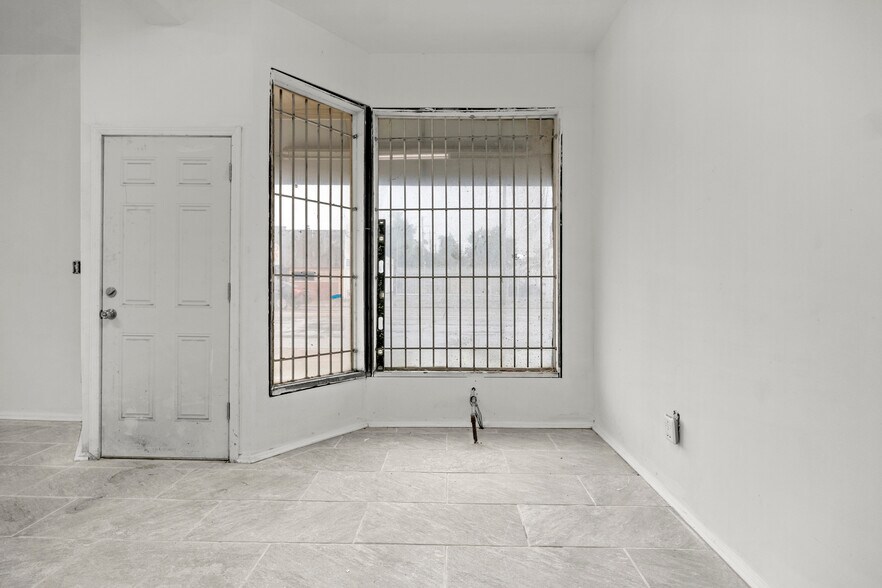 More Photos Of 19424 W Warren Ave, Detroit Storefront For Sale