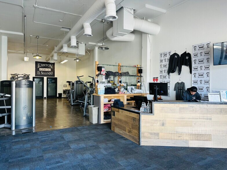 More Photos Of 501-507 Main St, El Segundo Storefront For Lease