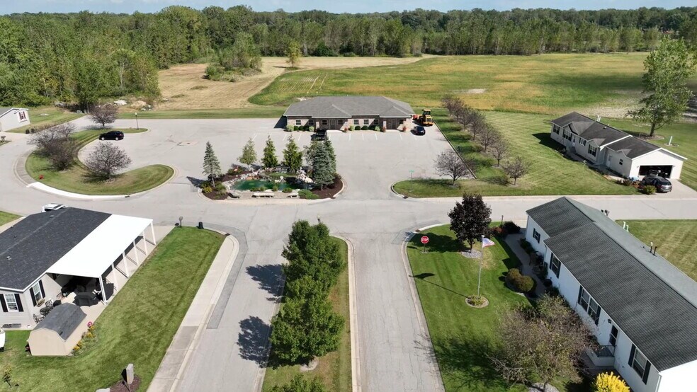 More Photos Of 1723 Cranberry Lake Cir, Saginaw Manufactured Housing Mobile Home Park For Sale