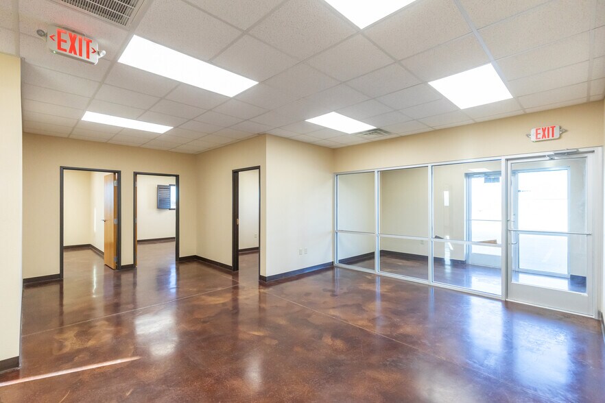 More Photos Of 4517 Derrick Dr, Abilene Office For Lease
