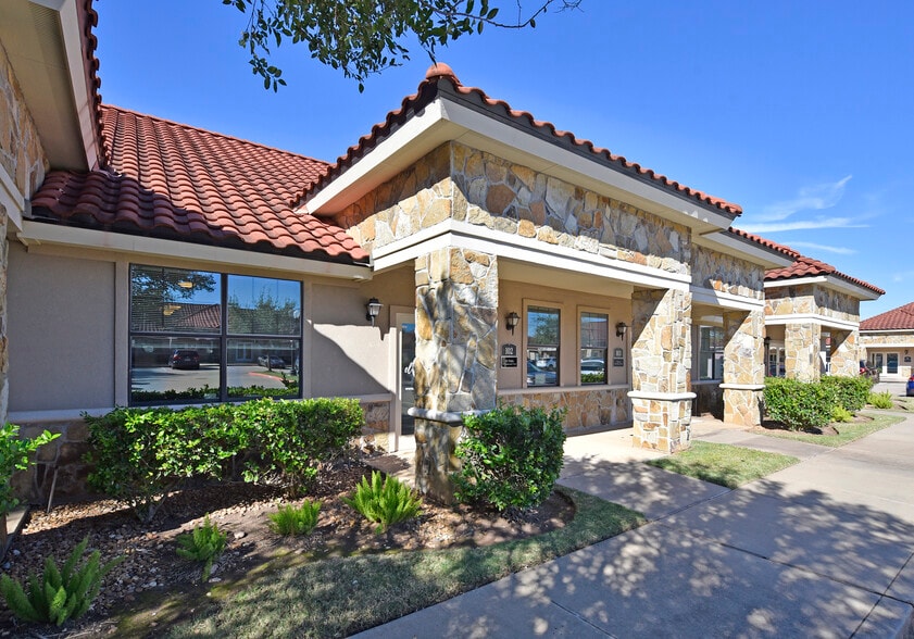More Photos Of 4502 Riverstone Blvd, Missouri City Medical For Lease