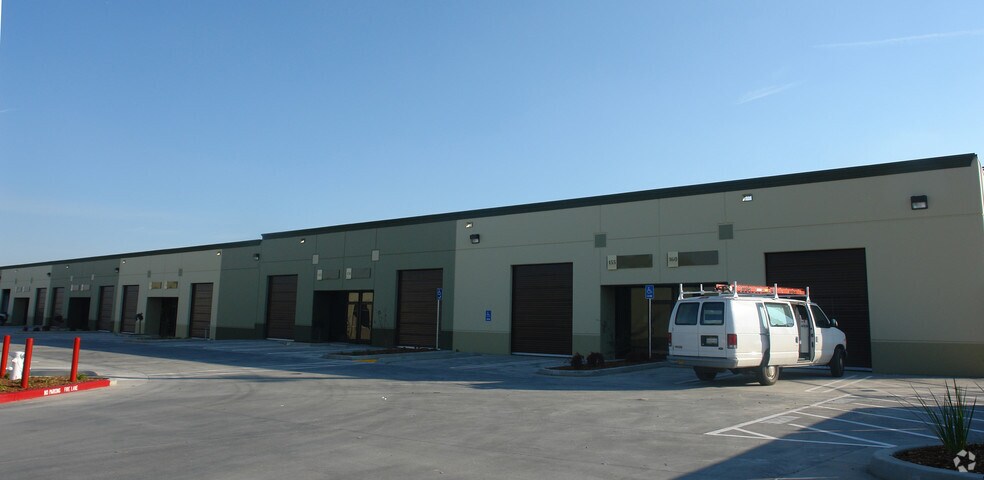 More Photos Of 7311 Galilee Way, Roseville Unknown For Lease