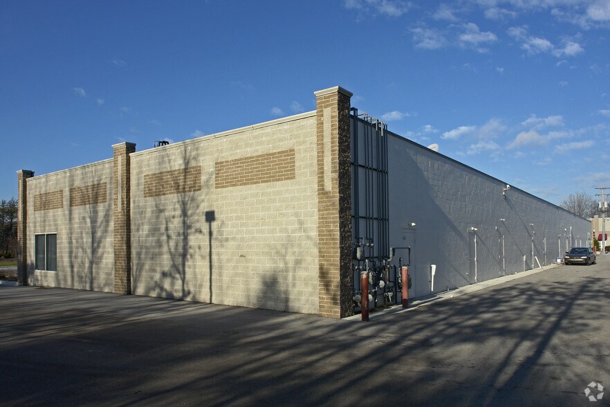 More Photos Of 13040 US-31, Grand Haven Freestanding For Lease
