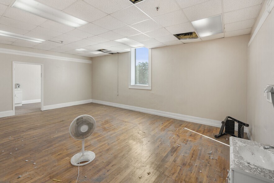 More Photos Of 3955 Highway 53, Hoschton Freestanding For Sale