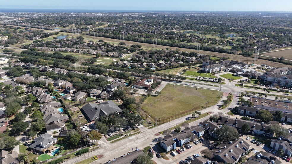 More Photos Of 2622 Marina Bay Dr, League City Medical For Lease