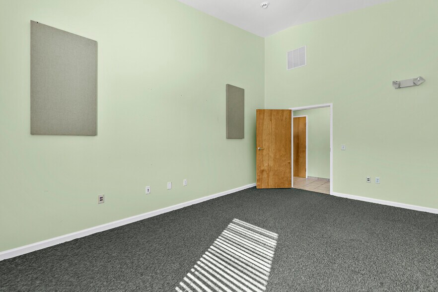 More Photos Of 3270 Highway A1A, Melbourne Beach Office For Sale