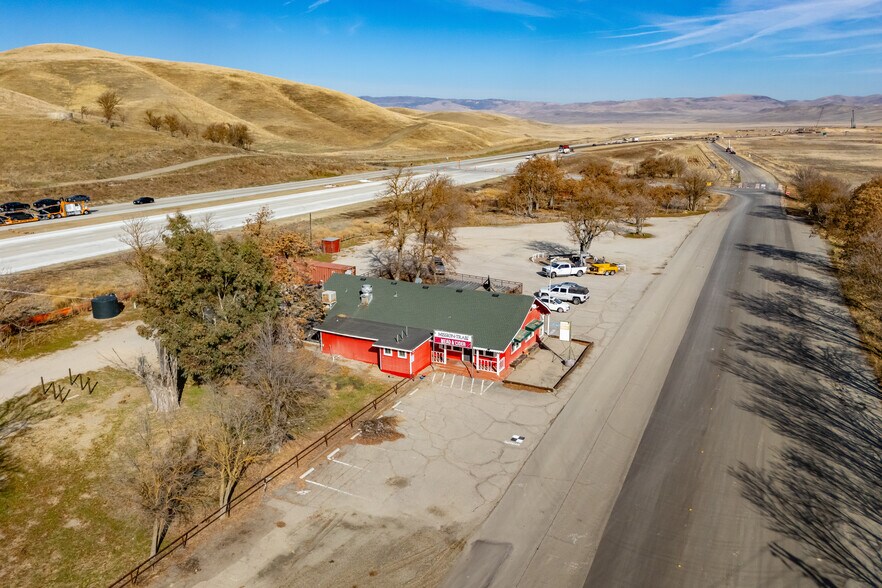 More Photos Of 19215 CA-46 East, Shandon General Retail For Sale