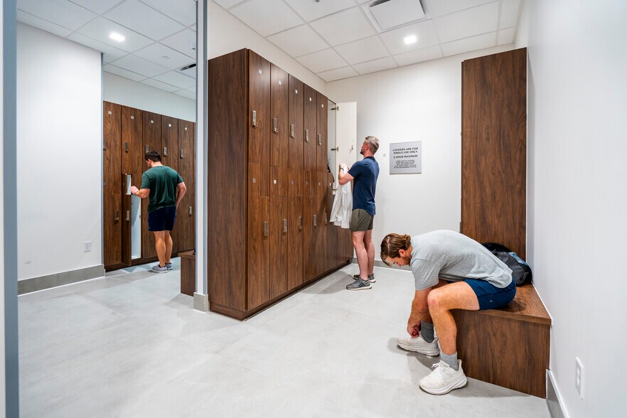 More Photos Of 2600 Via Fortuna, Austin Unknown For Lease