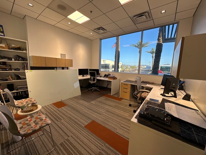 More Photos Of 730 N 52nd St, Phoenix Office For Sale
