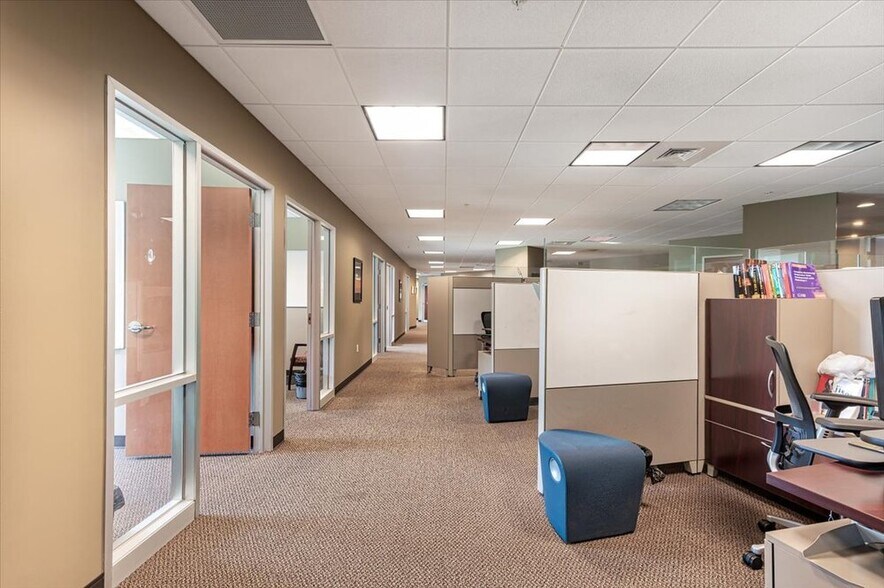 More Photos Of 200 Westgate Cir, Annapolis Office For Lease