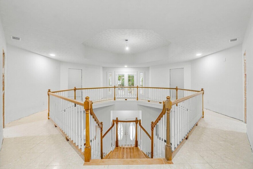 More Photos Of 680 Mallet Bayou Rd, Freeport Lodge Meeting Hall For Sale