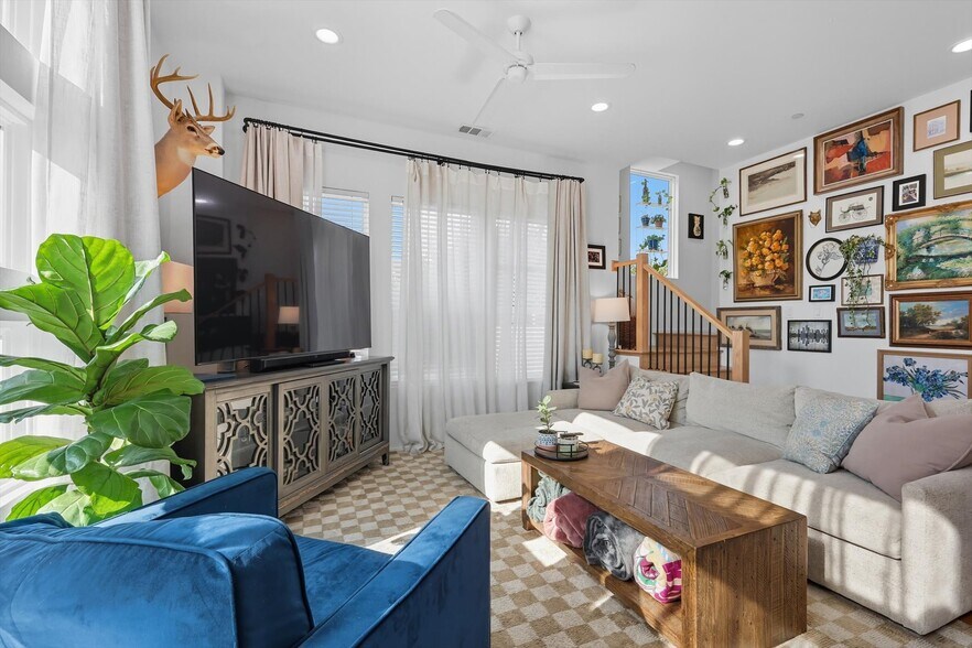 More Photos Of 5647 Live Oak, Dallas Apartments For Sale