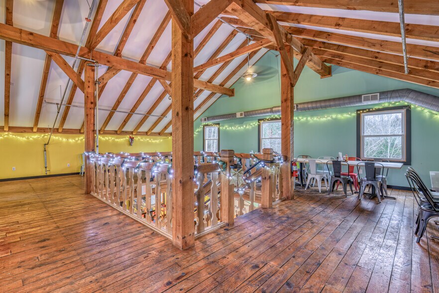 More Photos Of 4903 N Roan St, Johnson City Restaurant For Sale