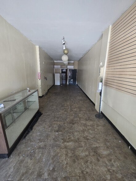 More Photos Of 2163 First Ave, New York Apartments For Lease