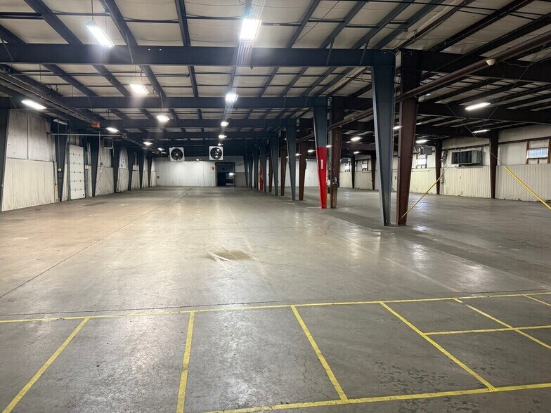 More Photos Of 930 Single Ave, Wausau Manufacturing For Lease