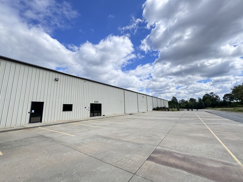 Primary Photo Of 655 10th St, Cedartown Warehouse For Sale