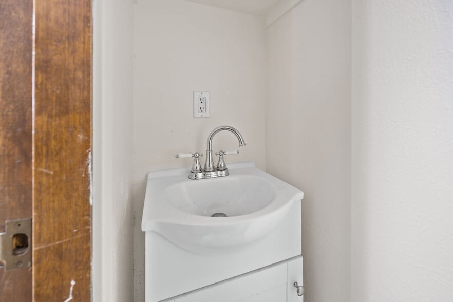 More Photos Of 3405 Penrose Pl, Boulder Office For Lease