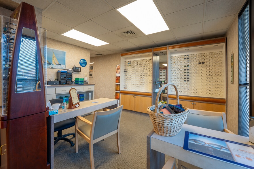 More Photos Of 600 Ligonier St, Latrobe Medical For Sale