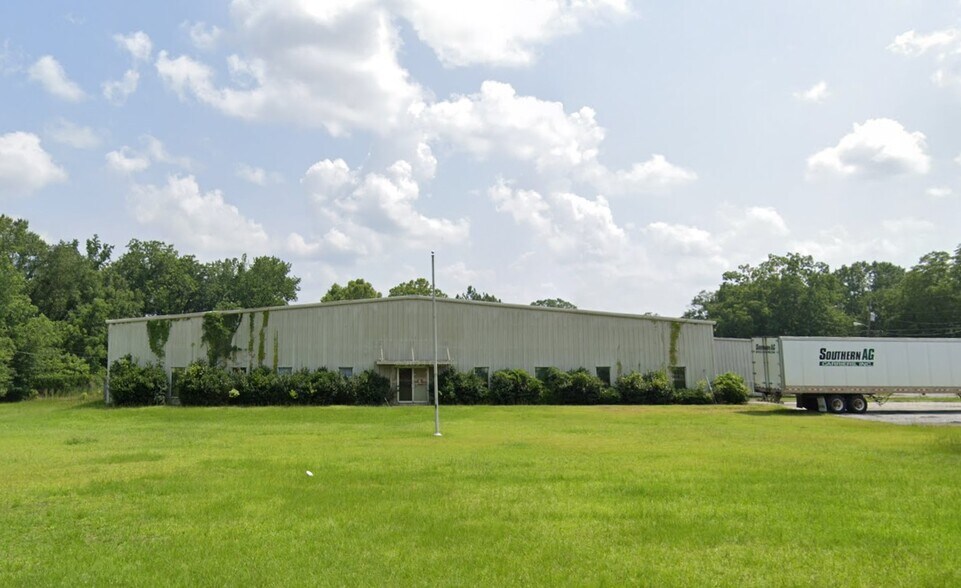 Primary Photo Of 902 E Union St, Vienna Land For Lease