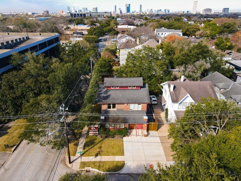 More Photos Of 3718 Mount Vernon St, Houston Office For Lease
