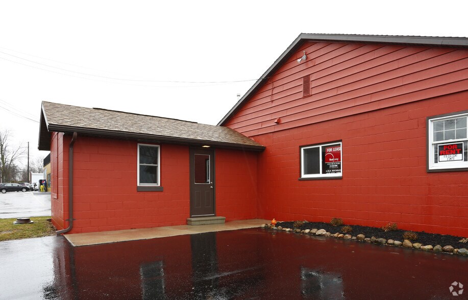 More Photos Of 142 Vance St, Bluffton Office For Lease