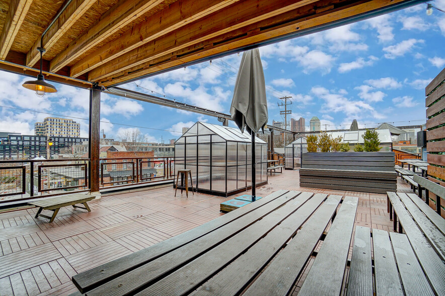 More Photos Of 463 W Town St, Columbus Restaurant For Lease