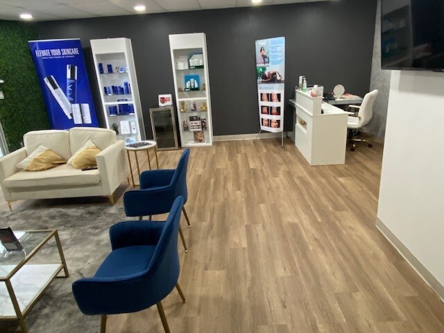 More Photos Of 5995-5997 Brockton Ave, Riverside Medical For Sale