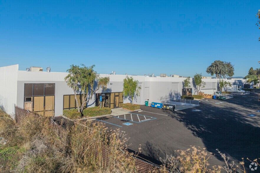 More Photos Of 25005 Viking St, Hayward Unknown For Lease