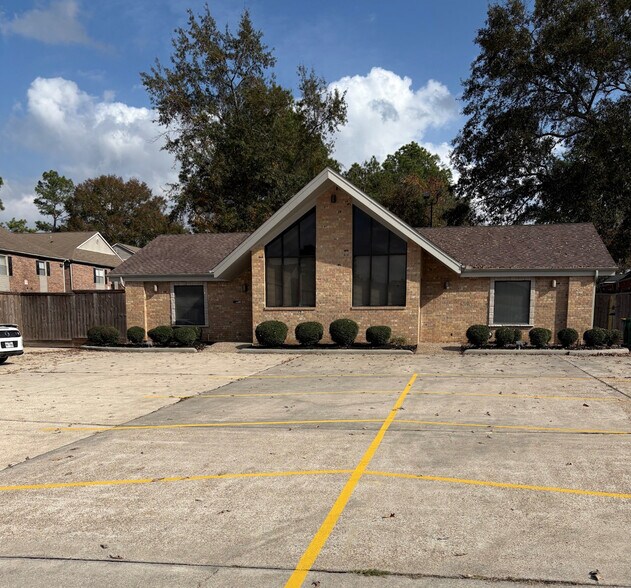 More Photos Of 2204 Sunpark Dr, Conroe Office For Lease