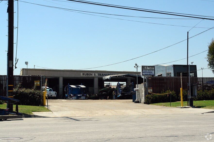 Primary Photo Of 12027 Greenstone Ave, Santa Fe Springs Distribution For Lease