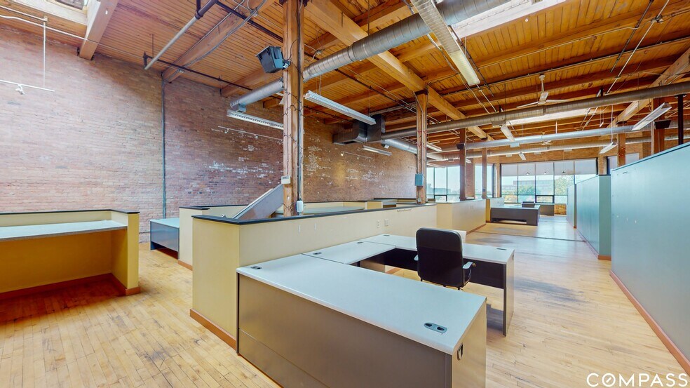 More Photos Of 2241 S Wabash Ave, Chicago Loft Creative Space For Sale