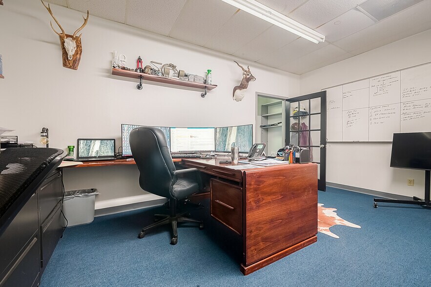 More Photos Of 208-214 E X St, Deer Park Medical For Lease