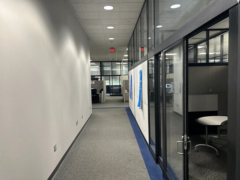 More Photos Of 5100 S Broadband Ln, Sioux Falls Office For Lease