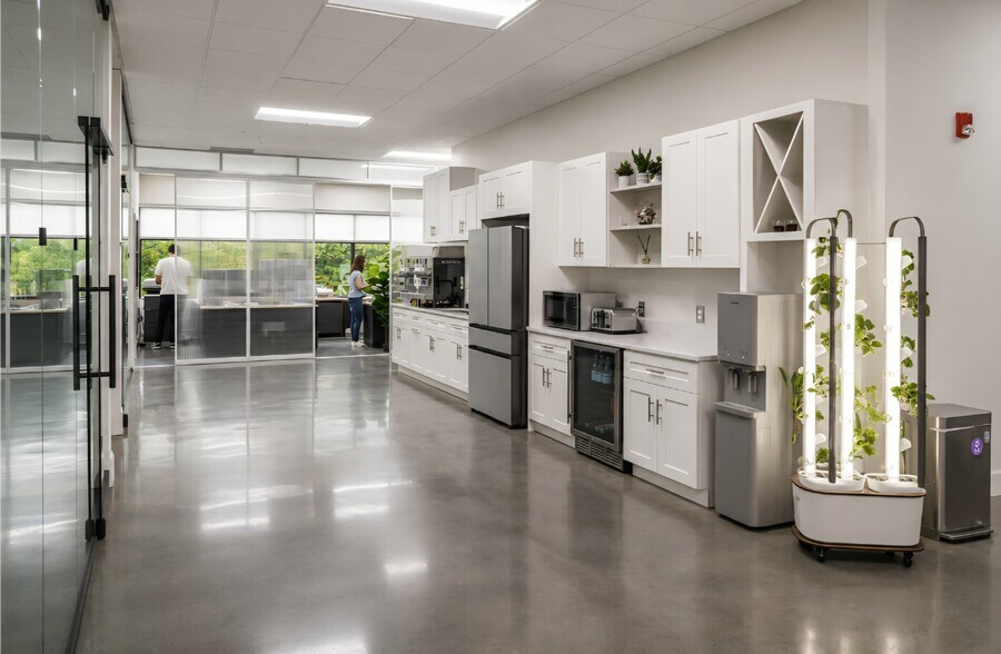 Primary Photo Of 5825 Medlock Bridge Pky, Johns Creek Loft Creative Space For Sale