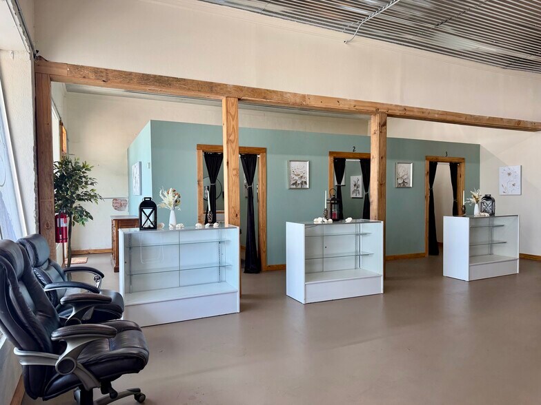 More Photos Of 118 Mildred St, Brewton Storefront For Sale