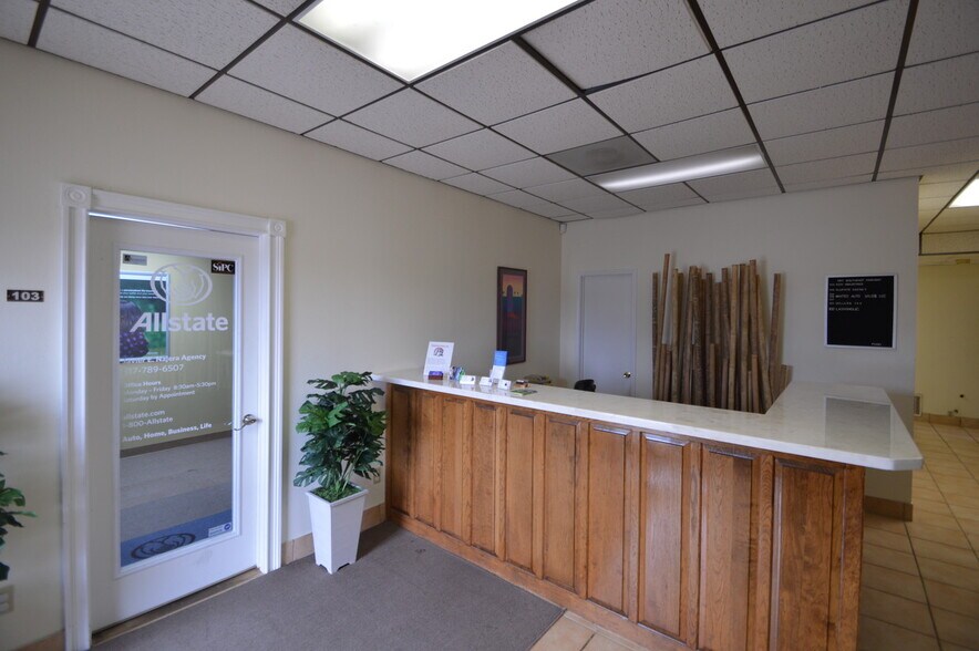 More Photos Of 1901 Southeast Pky, Arlington Light Manufacturing For Lease