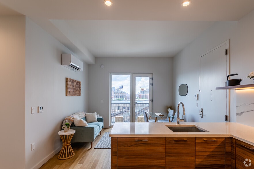 More Photos Of 45-67 Davis St, Long Island City Apartments For Lease
