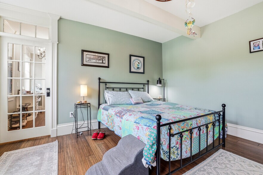 More Photos Of 1 Old Manchester Rd, Raymond Multifamily For Sale