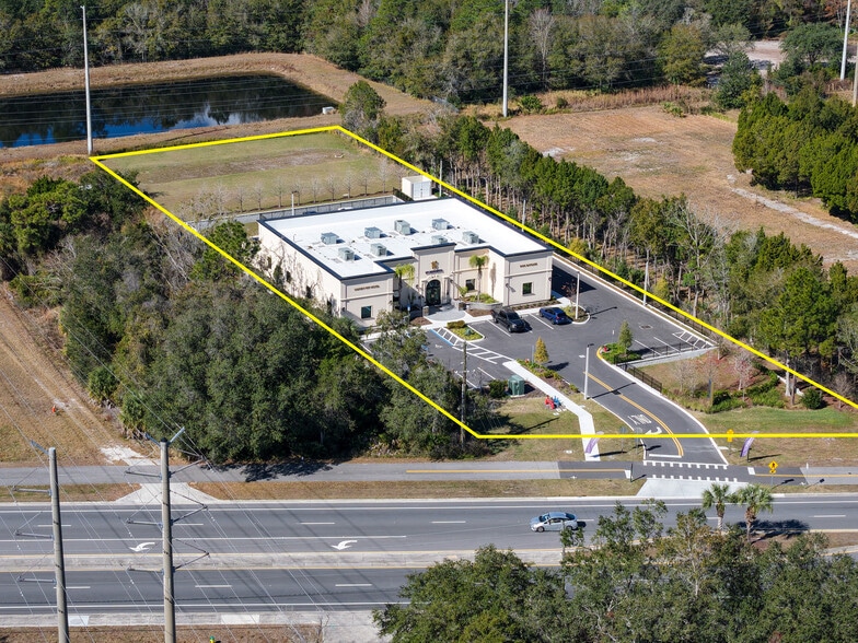 Primary Photo Of 2386 Florida Highway 426 Hwy, Oviedo Veterinarian Kennel For Sale