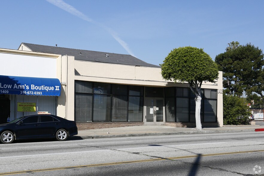 More Photos Of 1413 N La Brea Ave, Inglewood Restaurant For Sale