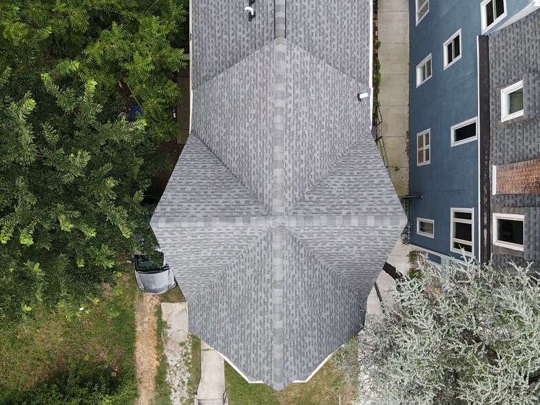 More Photos Of 702 Homestead St, Baltimore Multifamily For Sale