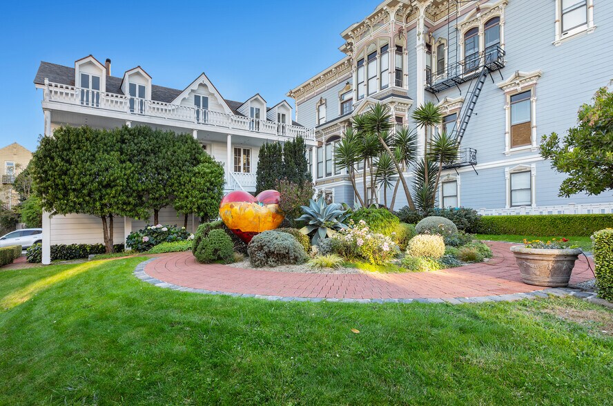 More Photos Of 1111 Oak St, San Francisco Loft Creative Space For Sale