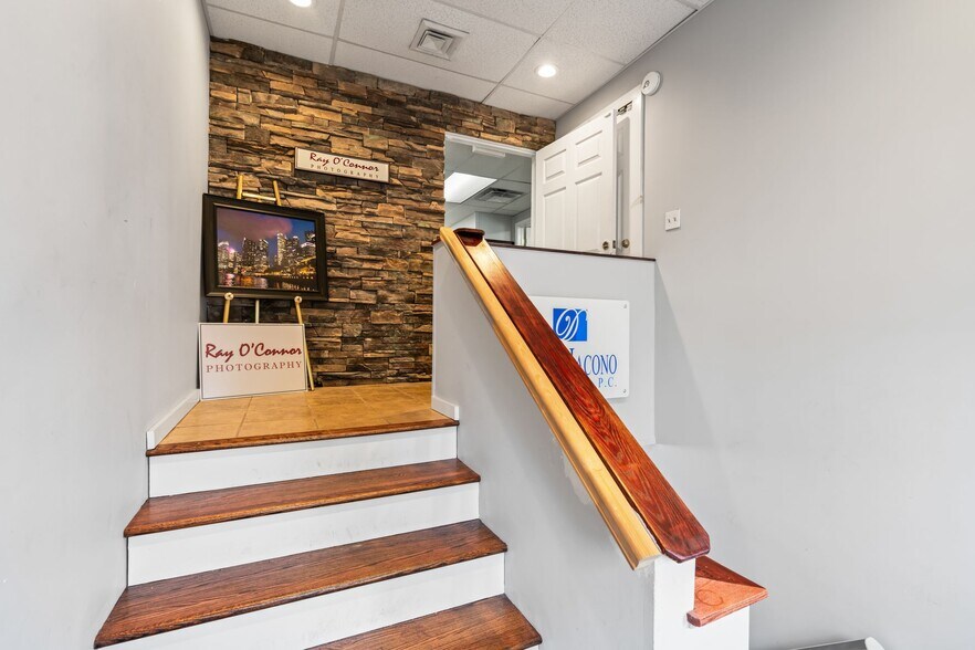 More Photos Of 312 Larkfield Rd, East Northport Office For Sale